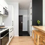Apartment Roosikransi